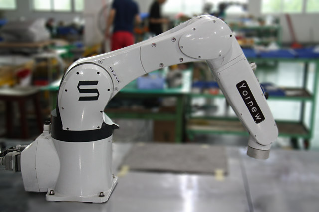 育菁6軸機(jī)器人